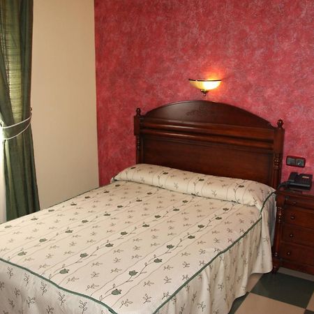 Hotel Frijon Aceuchal Dış mekan fotoğraf