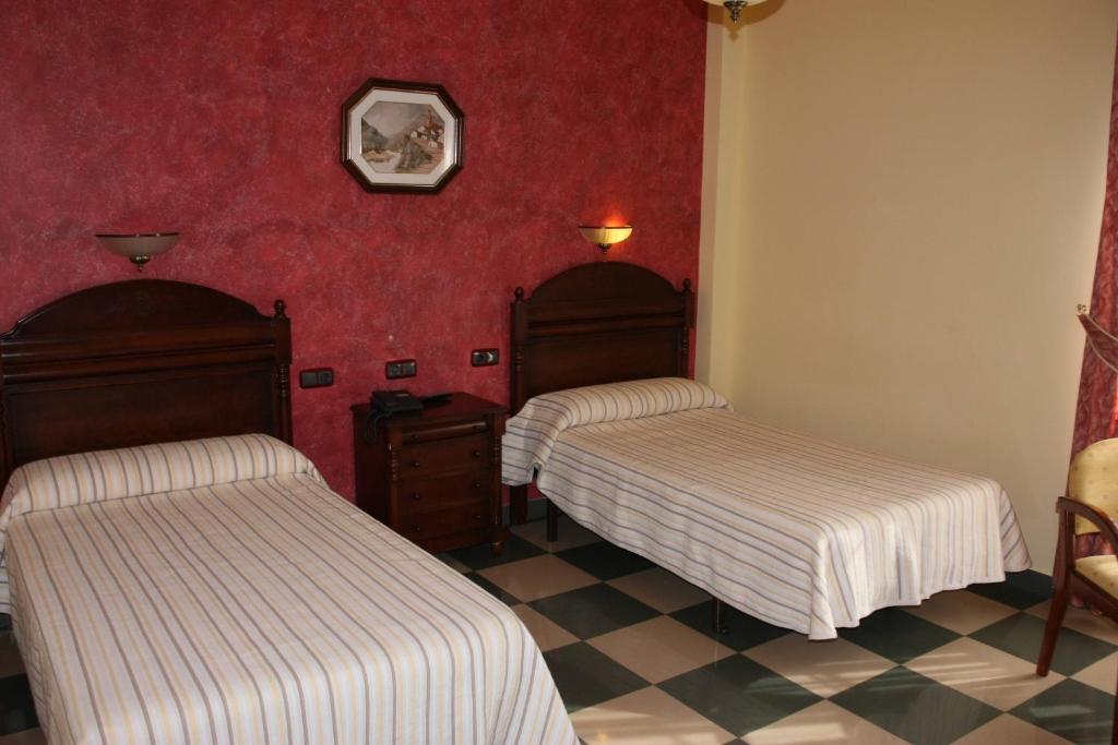 Hotel Frijon Aceuchal Oda fotoğraf